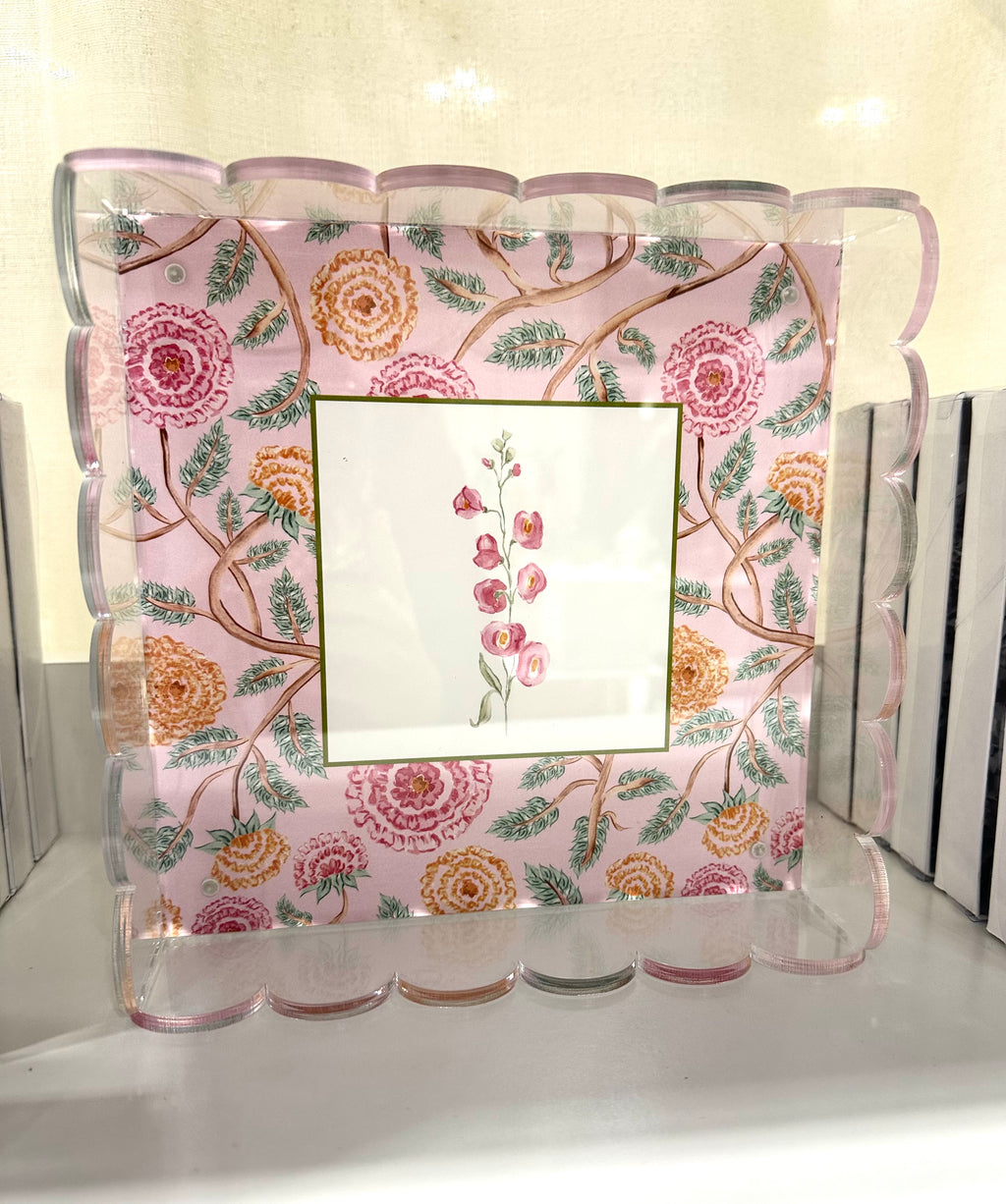 Scallop Acrylic Trays